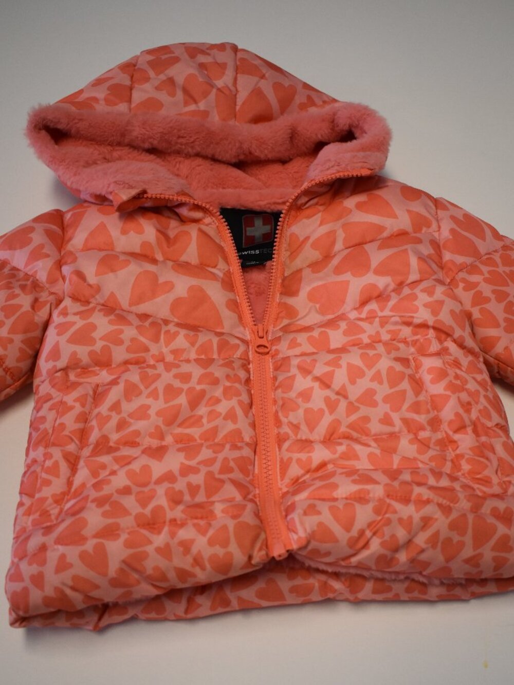 Swiss Tech Girl Pink Heart Print Hooded Puffer Jacket Coat Size 2T Warm Faux Fur